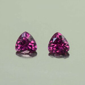 PurpleGarnet trill pair 5.0mm 1.17cts N pl818 scaled 1