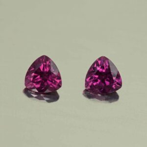 PurpleGarnet trill pair 5.0mm 1.19cts N pl998 scaled 1