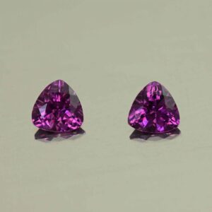 PurpleGarnet trill pair 5.1mm 1.07cts N pl999 scaled 1