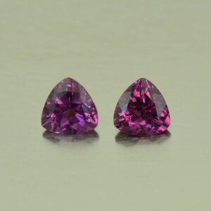 PurpleGarnet trill pair 5.5mm 1.34cts N pl484 SOLD