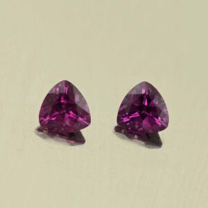 PurpleGarnet trill pair 5.7mm 1.63cts N pl1016 scaled 1