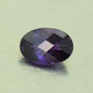 PurpleSapphire ch oval 6.6x4.7mm 0.74cts N sa779