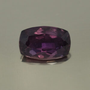 PurpleSapphire cush 10.4x6.7mm 2.59cts H sa488