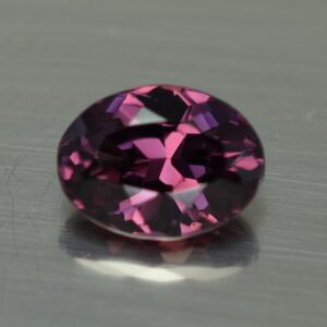 PurpleSpinel oval 8.2x6.2mm 1.72cts zp473
