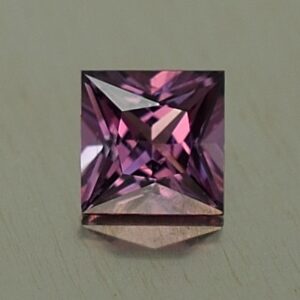 PurpleSpinel princess 4.4mm 0.51cts sp404 SOLD