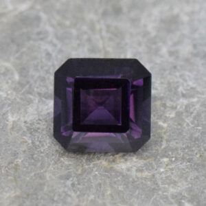 PurpleSpinel sq eme cut 6.0x5.8mm 1.07cts N sp291