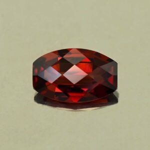 RedGarnet ch bar 8.0x5.1mm 1.11cts N rg615