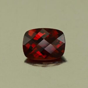 RedGarnet ch cush 8.1x6.1mm 1.71cts N rg427