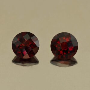 RedGarnet ch round pair 6.1mm 2.23cts N rg648
