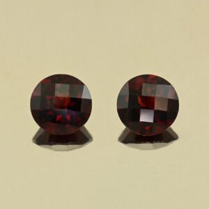 RedGarnet ch round pair 8.1mm 4.99cts N rg674