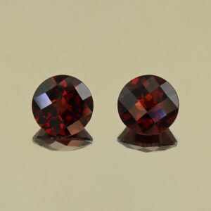 RedGarnet ch round pair 8.1mm 5.15cts N rg676