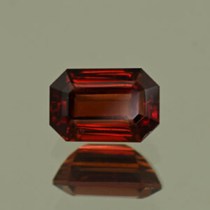 RedGarnet eme cut 8.0x5.4mm 1.79cts N rg415