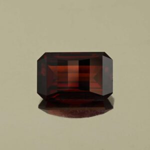 RedGarnet opp bar eme cut 14.0x9.2mm 8.76cts N rg483
