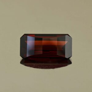 RedGarnet opp bar eme cut 18.0x9.1mm 10.98cts N rg484