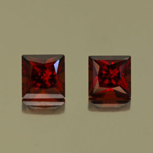 RedGarnet princess pair 4.8mm 5.0mm 1.53cts N rg254