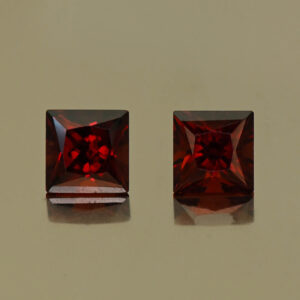 RedGarnet princess pair 5.1mm 1.83cts N rg256