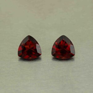 RedGarnet trill pair 8.0mm 3.43cts N rg611 scaled 1