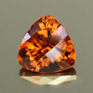 RedOrangeZircon ch trill 9.5mm 4.56cts N zn2830