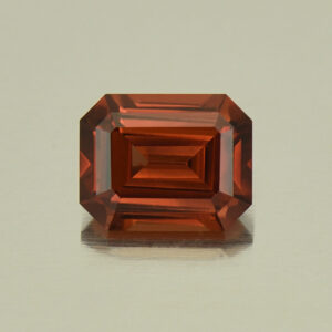 RedOrangeZircon eme cut 5.6x4.8mm 0.90cts N zn5359