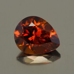 RedOrangeZircon pear 11.2x9.1mm 5.18cts N zn2882