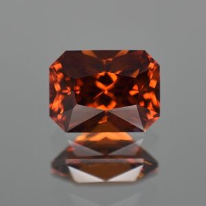 RedOrangeZircon radiant 10.5x7.8mm 5.15cts zn3193