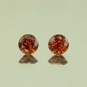 RedOrangeZircon round pair 7.0mm 3.74cts N zn4129
