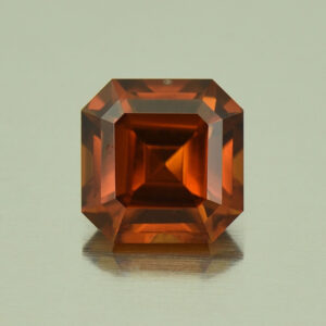 RedOrangeZircon sq eme cut 6.0mm 1.55cts N zn5341