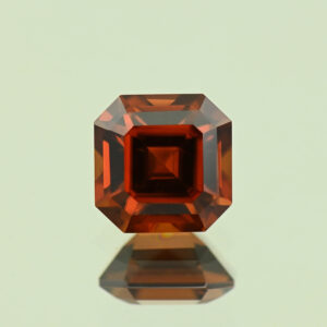 RedOrangeZircon sq eme cut 7.0mm 2.53cts N zn7632