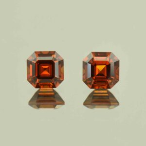 RedOrangeZircon sq eme cut pair 6.5mm 4.19cts N zn6634