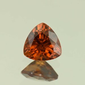 RedOrangeZircon trill 6.6mm 1.54cts N zn7734