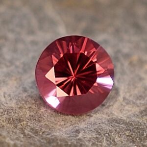 RedSpinel round 5.0mm 0.58cts sp199