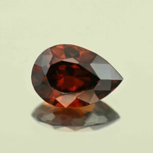 RedZircon pear 14.5x12.0mm 8.29cts N zn7187 scaled 1