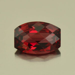 Rhodolite ch bar 10.5x7.3mm 3.27cts N rh382