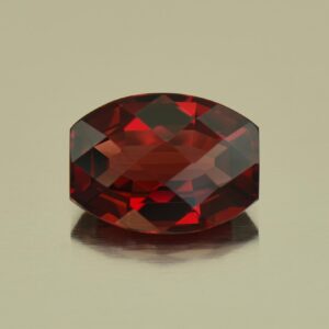 Rhodolite ch bar 10.9x8.1mm 4.09cts N rh384