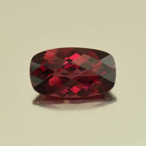 Rhodolite ch cush 12.3x7.1mm 3.78cts N rh556