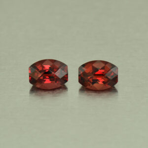 Rhodolite ch opp bar pair 8.0x6.0mm 3.71cts N rh355