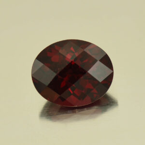 Rhodolite ch oval 11.6x9.6mm 5.27cts N rh401