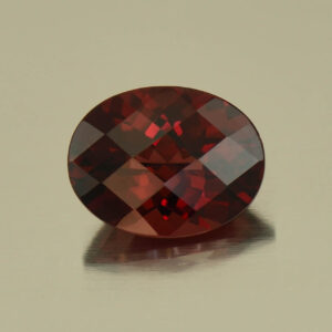 Rhodolite ch oval 9.3x7.2mm 2.46cts N rh397