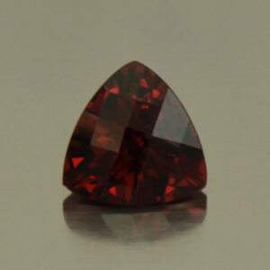 Rhodolite ch trill 6.6mm 1.21cts N rh414