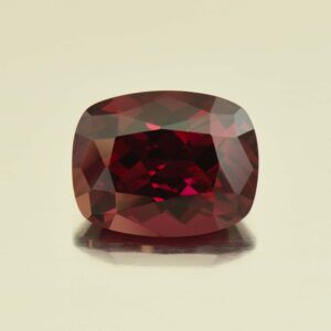 Rhodolite cush 13.8x11.0mm 9.63cts N rh561 SOLD