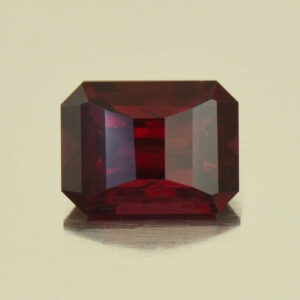 Rhodolite opp bar eme cut 8.0x6.0mm 2.16cts N rh442