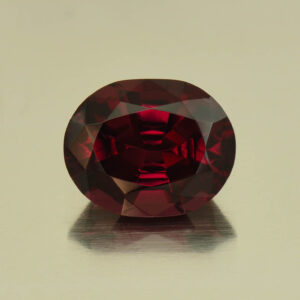 Rhodolite oval 10.5x8.5mm 4.27cts N rh463