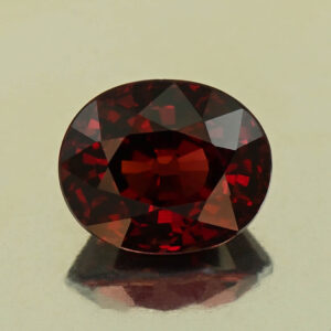 Rhodolite oval 10.8x8.9x7.0mm 5.49cts N rh771