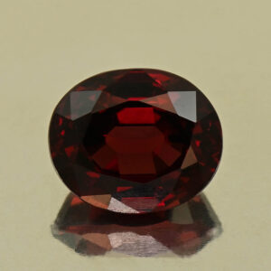 Rhodolite oval 10.8x9.1x6.6mm 5.84cts N rh773