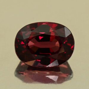 Rhodolite oval 11.0x8.4x6.7mm 5.59cts N rh775