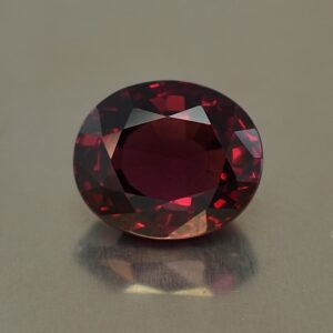 Rhodolite oval 11.5x9.6mm 6.57cts a rh157