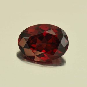 Rhodolite oval 11.7x8.6mm 4.18cts N rh564