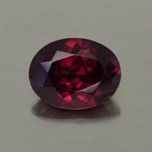 Rhodolite oval 12.9x10.0mm 6.82cts rh275