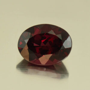 Rhodolite oval 13.0x10.0mm 7.06 cts N rh468