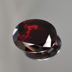 Rhodolite oval 28.0x21.8mm 61.86cts rh131